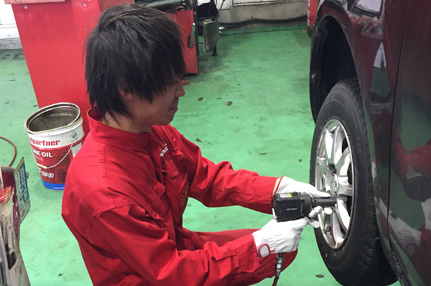 サービスメカニック